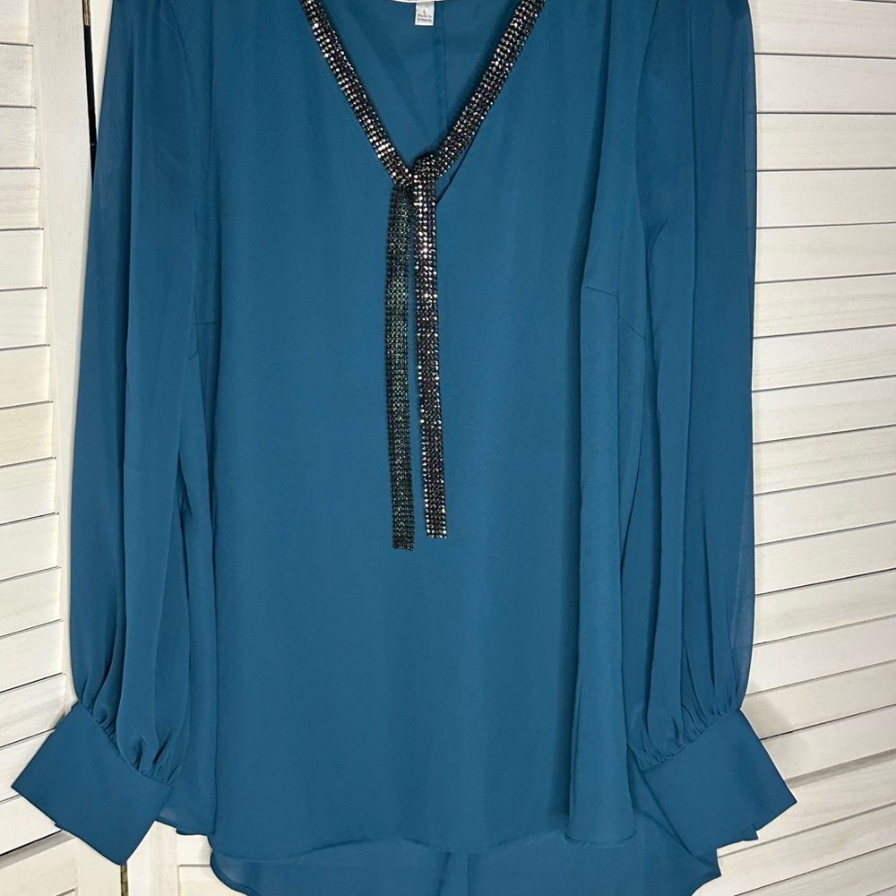 Jennifer Lopez Elegant Teal Blouse with Beaded Necklace/ Tie, Women’s Size L